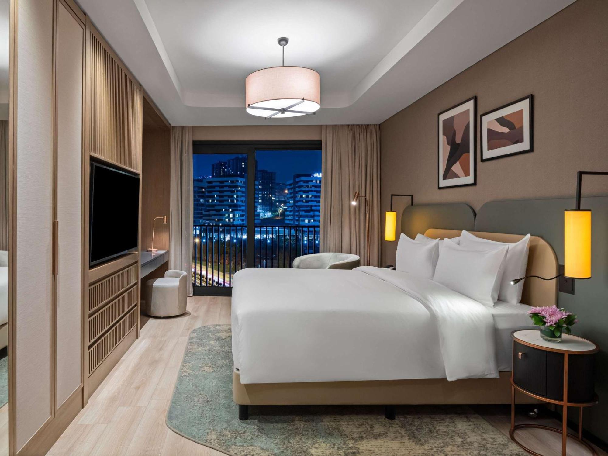 Hotel Moevenpick Living Istanbul Saklivadi Exterior foto
